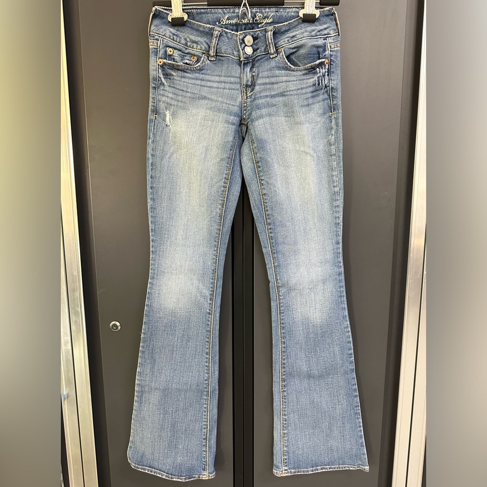 Vintage y2k AE artist light colored jeans-00